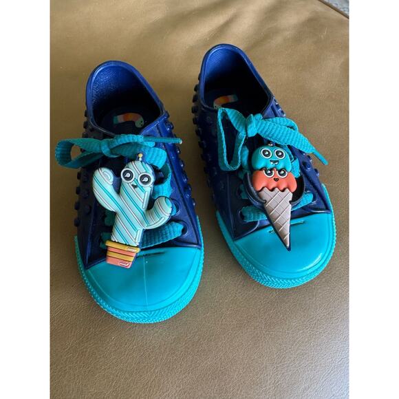 Mini Melissa Polibolha blue lace up shoes / ice cream and cactus lace charm 7c - Picture 1 of 3